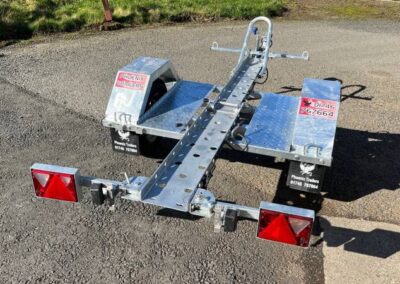 Single folding bike trailer